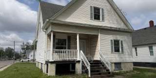 1933 S 2nd St Gallery 1