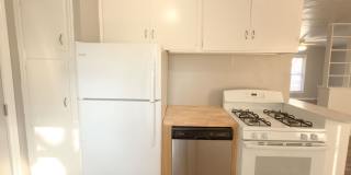 Charming 2 Bed Home in The Village! Gallery 11