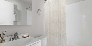 Bellaire Plaza Gallery 14