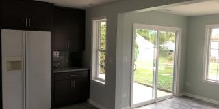 33047 N Ridge Rd Gallery 6