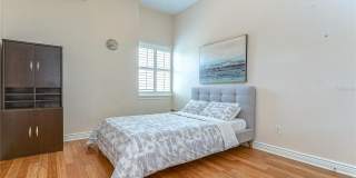 4907 BAYSHORE BOULEVARD Gallery 21
