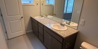 Four Seasons Crossing 11001-11037 Four Seasons Crossing 11001-11037 Gallery 19