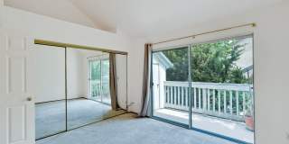 Hidden Silicon Valley Oasis! 2BR/2.5BA Townhome with TWO Private Patios, 2 Dedicated Parking Spaces, Pool, Tennis Courts & Utilities Included! Gallery 35