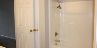 913 Fieldstone Gallery 13
