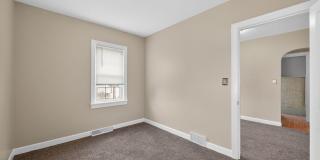 Updated Charming 2BR House in Plain Twp/Canton Gallery 23