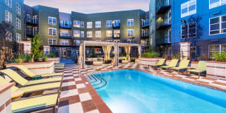 Aspect at Totem Lake Gallery 1