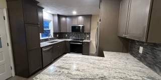 Great spacious Single Family Gallery 7