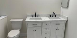 Beautiful 2 Bed, 1.5 Bath Townhome on the Edge of the Desirable Hill Neighborhood Available for Rent Gallery 21