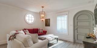 Furnished 2 Bedroom, 1 Bath Gallery 4