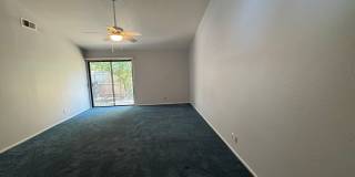 Charming very clean 3BR House in quiet Hanford Neighborhood Gallery 14
