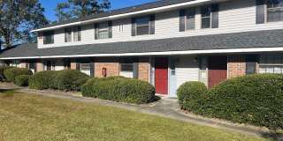Available now. Beautiful 2 BR/1.5 BA Condo with Marsh View! BOAT RAMP AND BOAT PARKING! WATER/SEWER INCLUDED! Gallery 1
