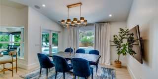 700 Holly Road Gallery 20