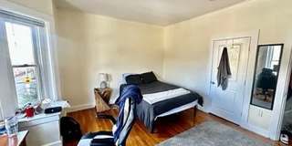 Renovated 4 Floor 5 Bed/2 Bath Fenway Townhouse on Hemenway for September 1st Gallery 11