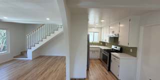 8535 Lookout Mountain Ave Gallery 47