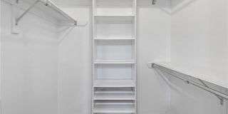 4422 LAKE VISTA Drive Gallery 11