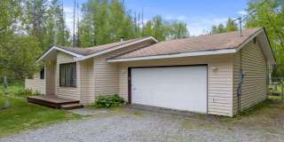Charming 3BD/1BA Single Family Home! Gallery 1