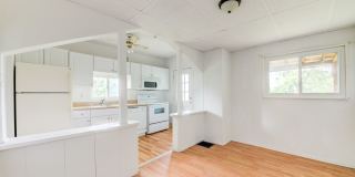 Available August 2026 - Renovated 2 Bedroom Home in Duquesne Heights! Gallery 4