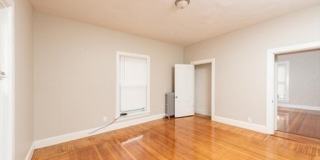 6 Clinton St Gallery 3