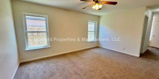 Beautiful 4 Bedroom / 2 Bathroom Harbor Winds Home w/ Solar Panels Gallery 11
