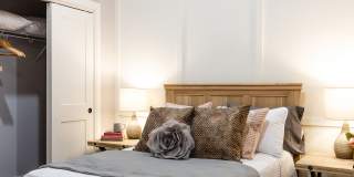 The Residence at 1555 Elm Gallery 36