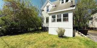 154 Seeley Avenue Gallery 1