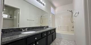1006 Wreath Court Gallery 21