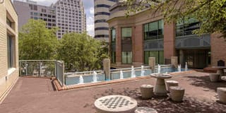 The Metropolitan Gallery 19