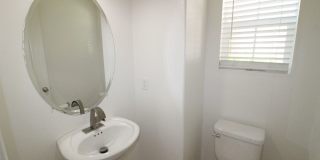 Oxnard | Riverpark Community | 3 Bedroom + 2.5 Bathroom Gallery 8