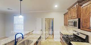 2206 Brook Dr Gallery 3