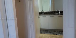 3300 NE 191st St Gallery 17