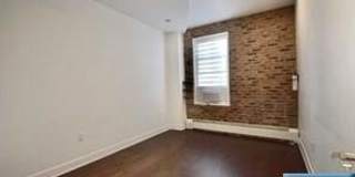 228 Maple Street Gallery 11