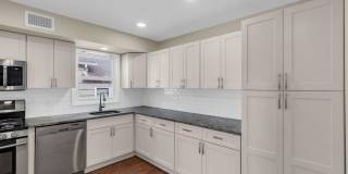 404 9th Avenue unit: Upper Gallery 11