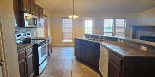 (3) Bed/(2) Bath in Tecumseh Ridge Avail Now! (3) Bed/(2) Bath in Tecumseh Ridge Avail Now! Gallery 6