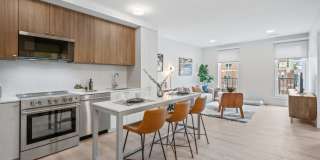 Center & Stone Gallery 28