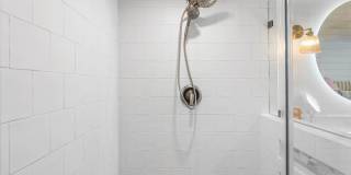 8 Saratoga Gallery 33