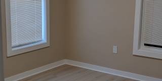 Newly Renovated Two-Bedroom Newly Renovated Two-Bedroom Gallery 11
