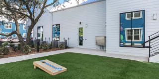 Arboretum West Gallery 1