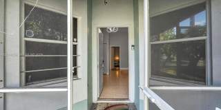1308 E Glen Oak Rd Gallery 2