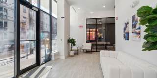 720 Thompson Street Gallery 60
