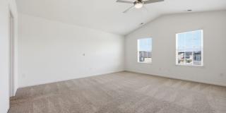 3 Bed 2.5 Bath With Fenced in Yard! Gallery 7