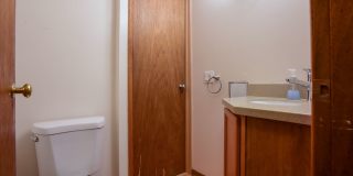 Beautiful 4 bedroom plus office home in Ballard Gallery 19