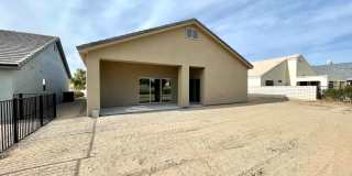 Beautiful 3 Bedroom Home on Desert Lakes Golf Course! Gallery 48