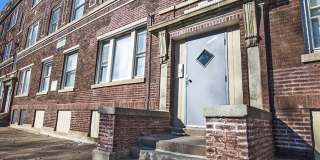 7120 S Wabash Gallery 12