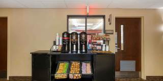 Akron - Copley - East Gallery 11