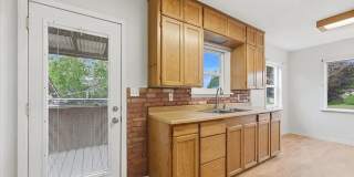 3bed/1 bath near Point Defiance Gallery 12