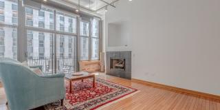 333 W Hubbard Gallery 2