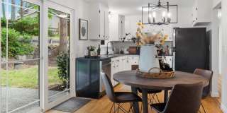 Remodeled Rambler with 2/Car garage, RV Parking and an Impressive Back Yard!!!!! Gallery 12
