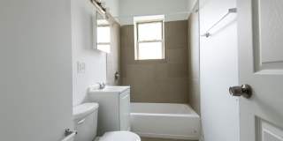 3600 W Franklin Blvd Gallery 18