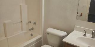 3 Bedroom Home in Holiday Shores Gallery 10