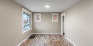 8212 Toddy Ave Gallery 17
